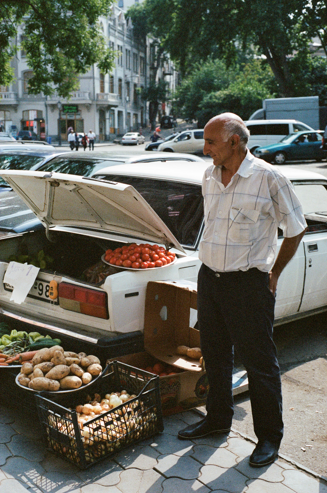 SMCLEOD_20180701_Georgia_NikonFE_055